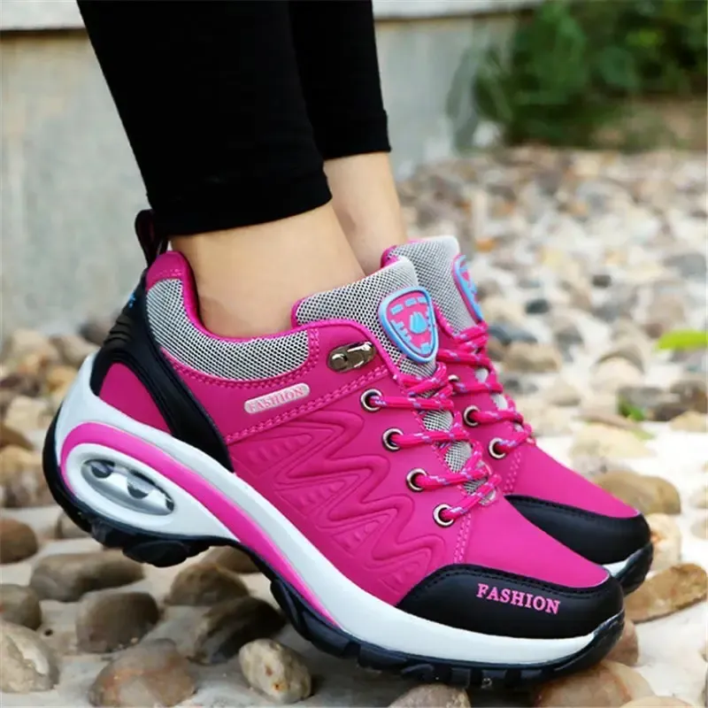 Stivali cuscini aria autunnali donne sneaker piattaforma scarpe sportive tennis da donna per gestire sneaker sportive femminili rosse gmb1750