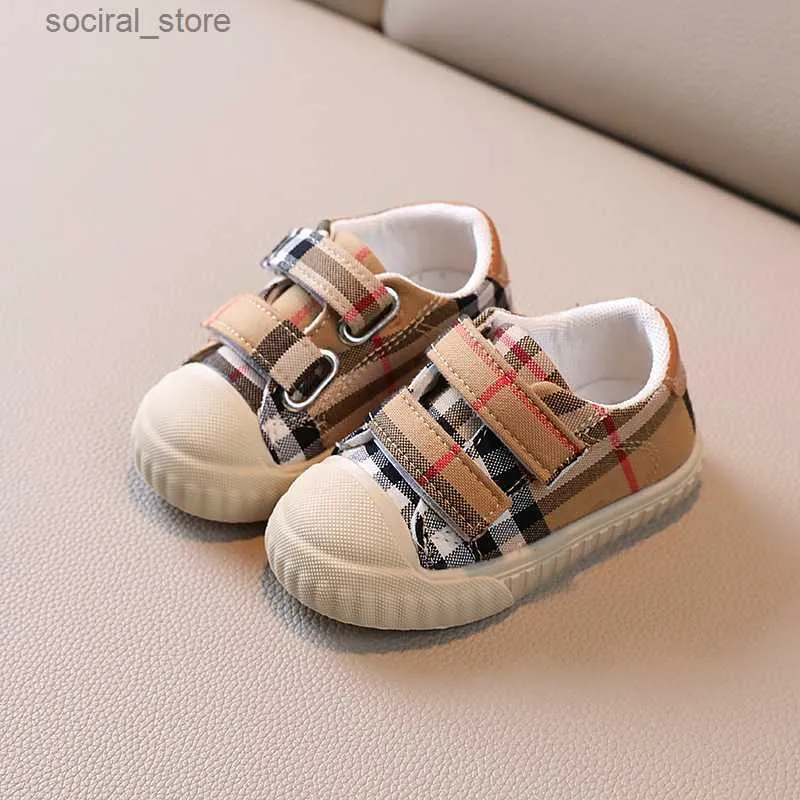 First Walkers Newborn Baby Shoes Girls First Walkers Shoes Infants Soft Bottom Hoti-Skid Prewalker Sneakers Gift L240402