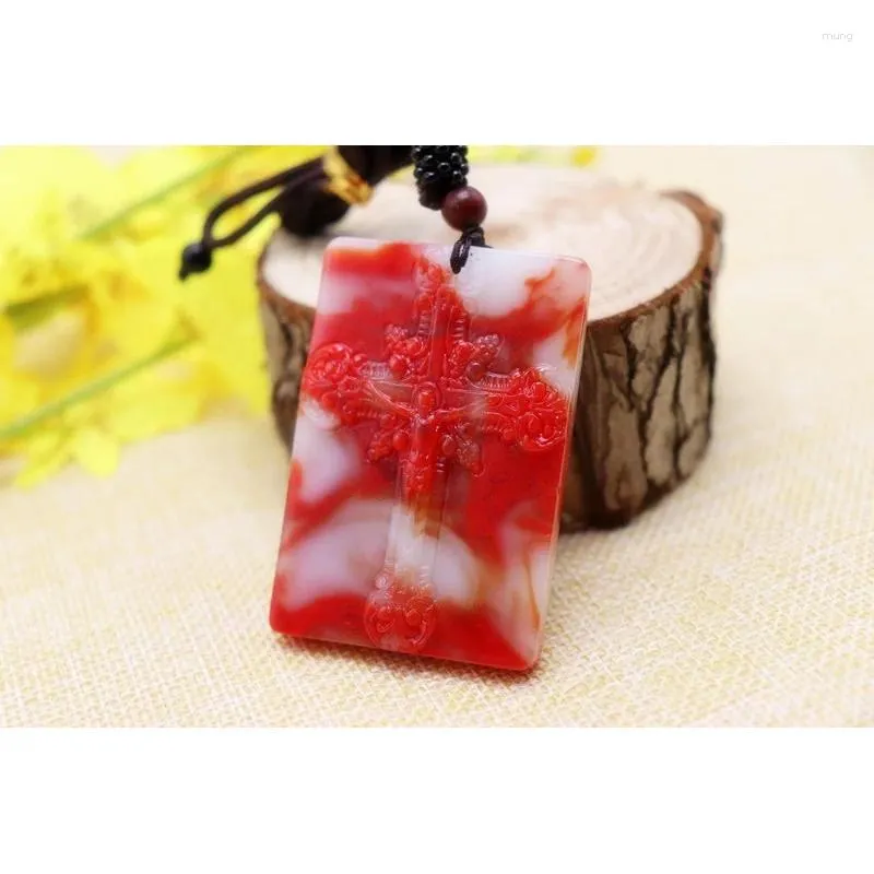 Naszyjniki wiszące Bloodstone Cross