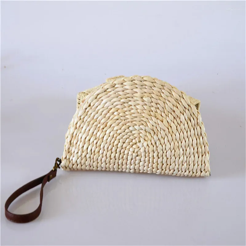 Evening Bags Straw Woven Fan Bag Holiday Style Personality Clutch Semi-circle Fashion Handbag