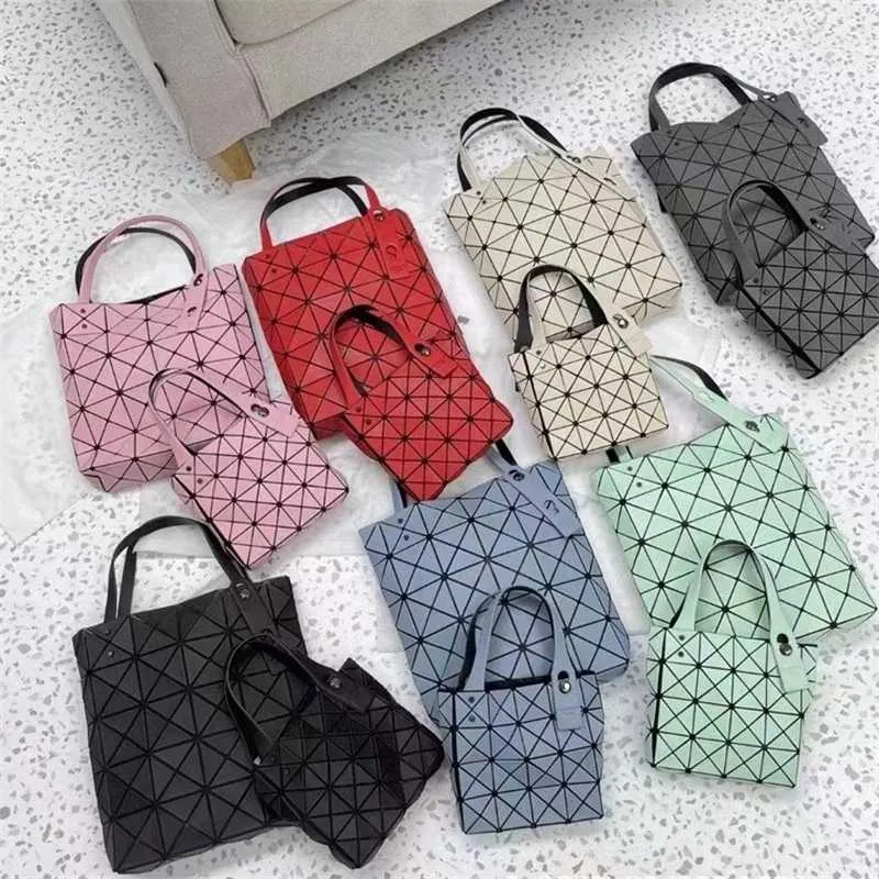 Designer tassen voor vrouwen opruiming verkoop schouder sanzhai lingge dames 2024 zomer één matte mini levenslange maat doos handheld handtas dezelfde tas