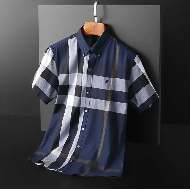 2024 5AレターBメンズショートシャツファッションカジュアルデザイナービジネスソーシャルカクテルショーツシャツ春秋のスリム衣類馬刺繍高級Tシャツ19
