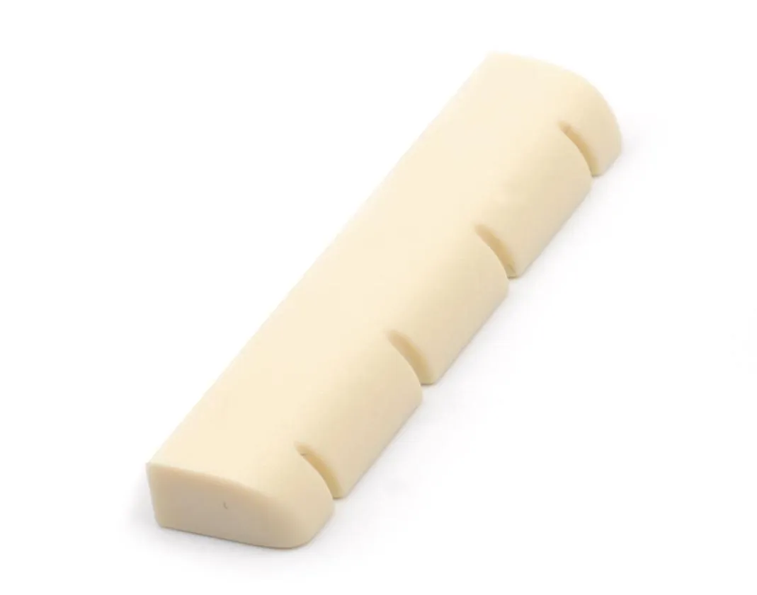 GetMusic 100pcslot plast sadel och mutter för ukulele uk 4 String Hawaii Guitar Parts Ivory7993568