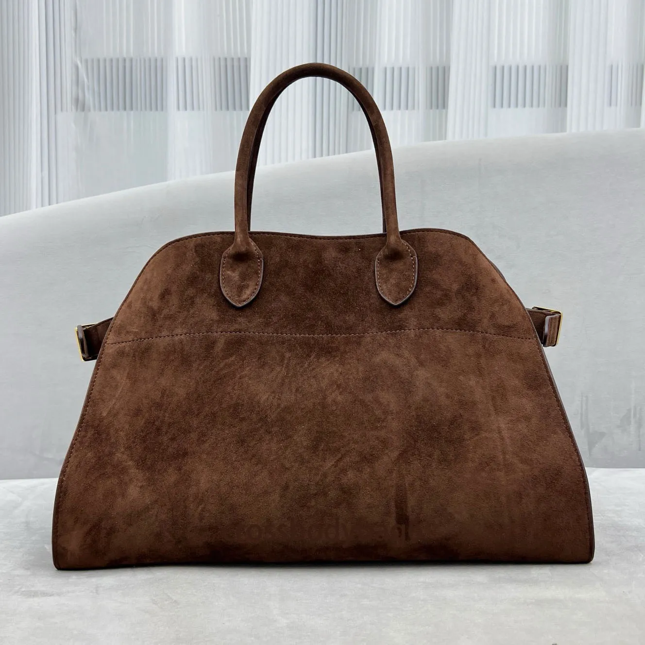 A linha Margaux15 Bolsa de camurça de designer Bolsas de camurça de luxo Bolsas de couro para mulheres Bolsa de caneta reversa