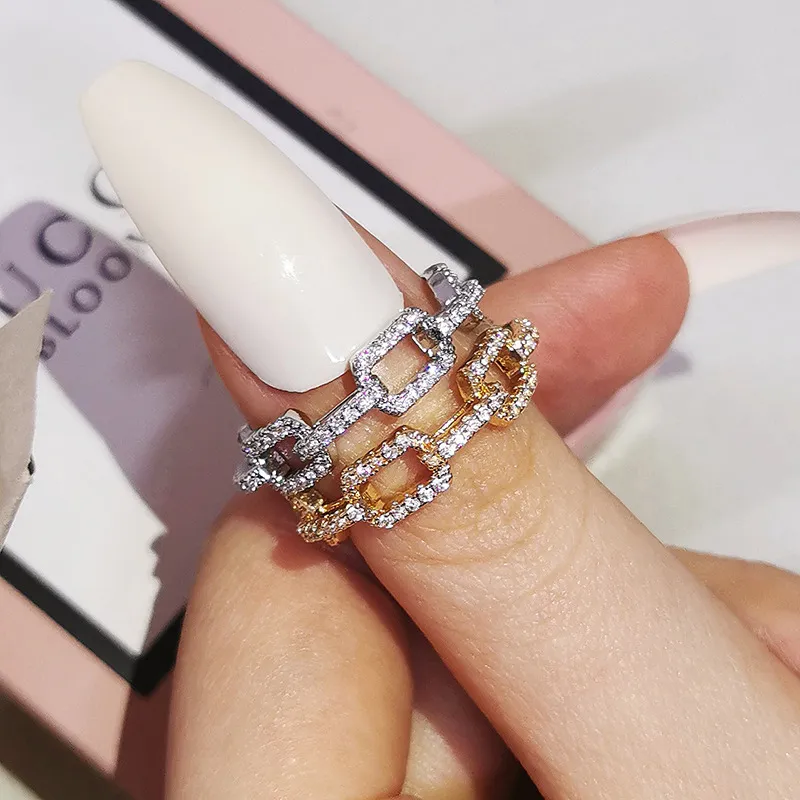 Solitaire Zircon Ring For Women In Silver And Rose Gold Finish_voghion.com