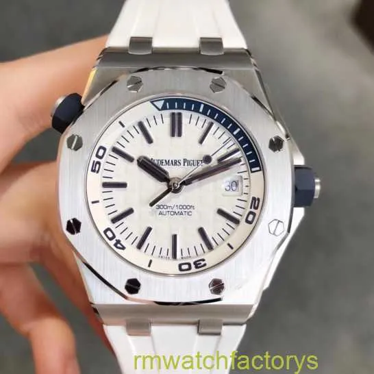 Crystal AP Armbanduhr Oak Offshore Series 15710ST OO A010CA.01 Weiße Platte Präzisionsstahl Herren Sport- und Freizeit-Mechanische Uhr