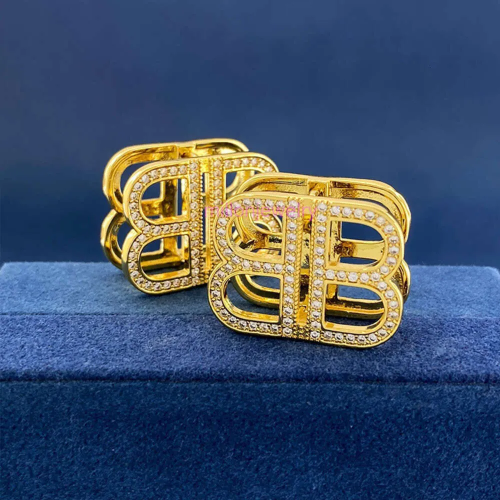 Ювелирные изделия серьги BB Instagram влиятельный нишевый дизайн серьги с бриллиантами и двойной буквой B легкие роскошные модные крутые серьги модель