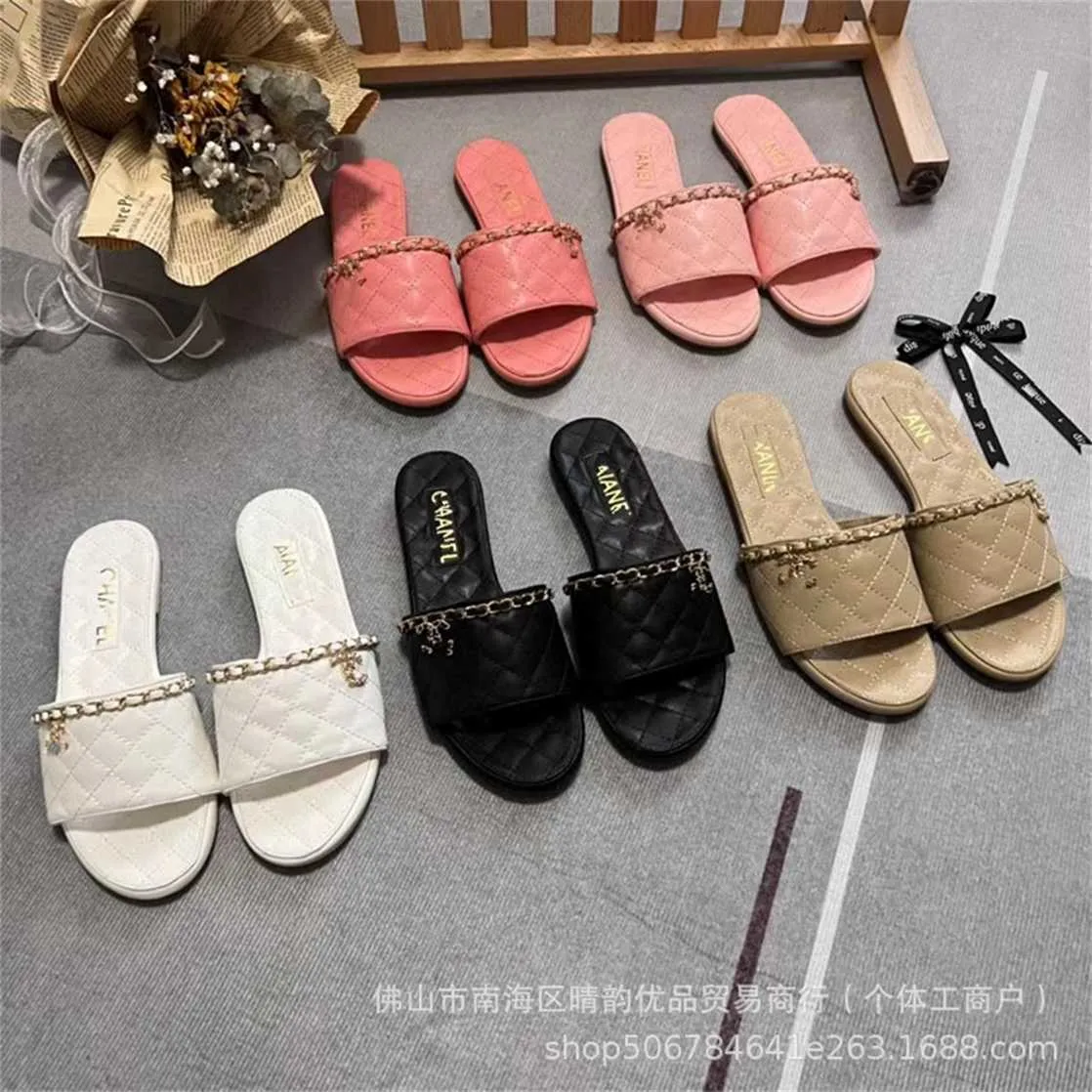 24% rabatt designer skor xiaoxiangfeng metall etikett pläd tofflor vår/sommar en linje rund huvud platt botten hem kvinnor skor