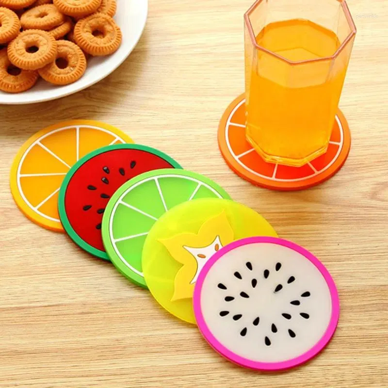 Tovagliette a forma di frutta creativa Sottobicchieri per tazze carini Tovagliette per bicchieri rotondi Cuscinetti isolanti antiscivolo in silicone per tazze da vino