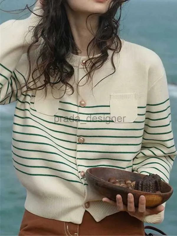 Cardigans Limiguyue Knit Striped Cardigans Women French Sweaters Vintage ONeck Loose Knitwear Chic Slim Elegant Short Coats Small Pockets B-K8762