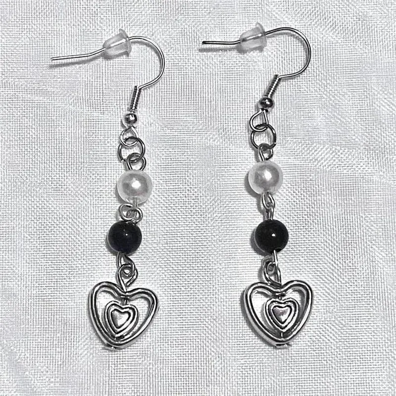 Dangle Earrings Black and White Heart Preppy CoquetteダウンタウンGirl Y2K Grunge Goth Fairy Tale