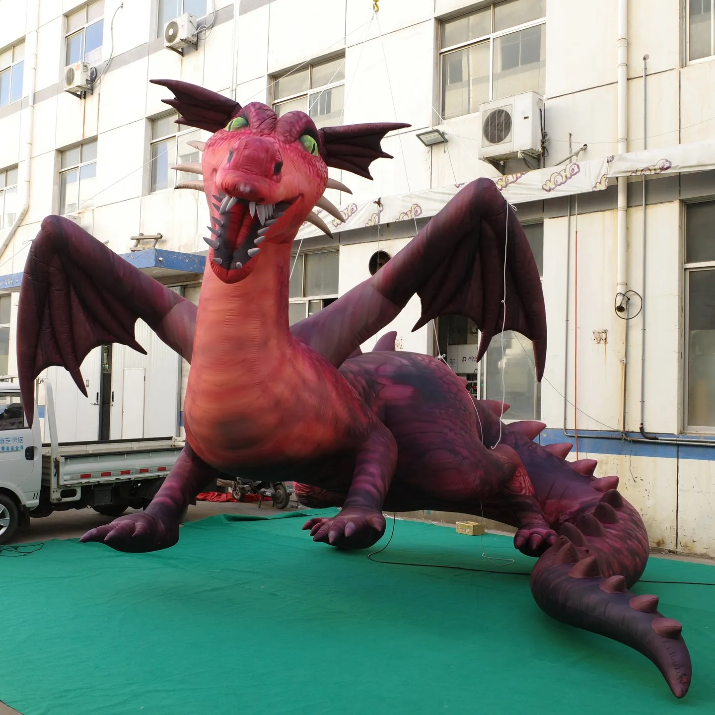 Pallone gonfiabile gigante personalizzato Dargon di Gonfiabili del drago di lunghezza 6m 20ft per la decorazione della pubblicità