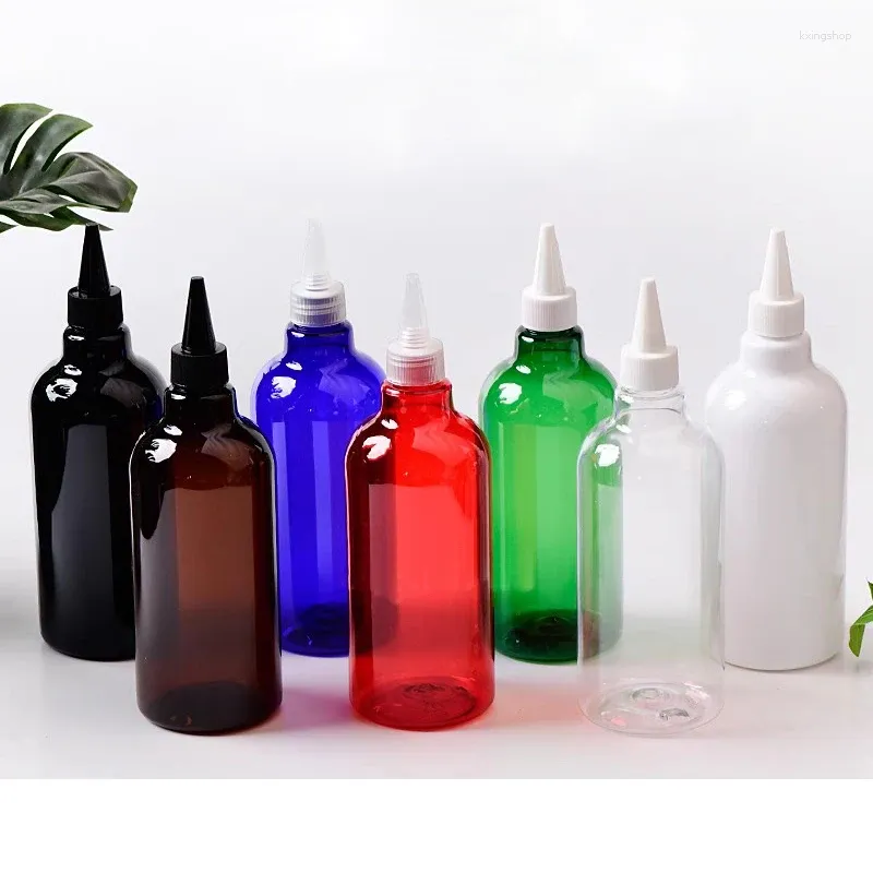 Bottiglie di stoccaggio 12 pezzi 500ml Bottiglia cosmetica di plastica rotonda vuota con tappo a bocca appuntita Contenitori per imballaggio da viaggio per profumo di alta qualità