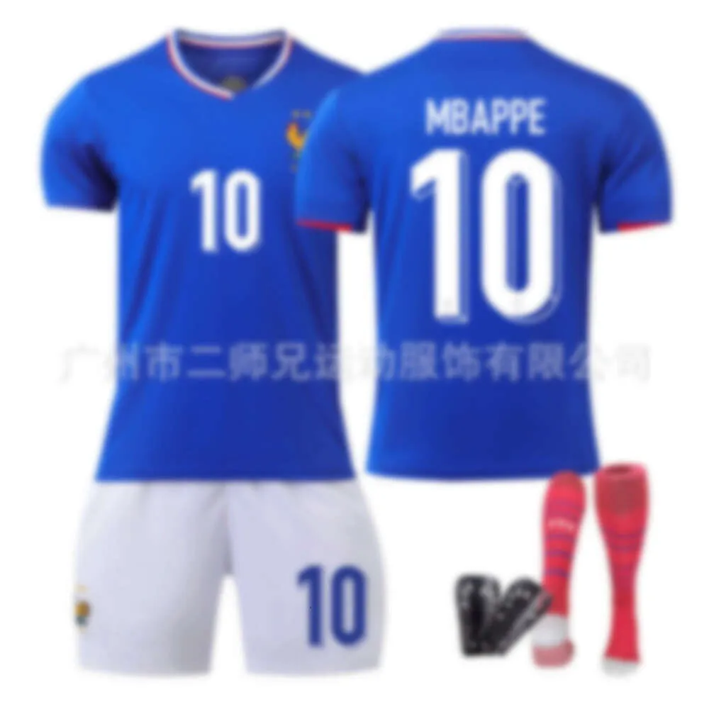 SETS DE FOOTBALLES COUPES DE TRACKES Cup France Jersey 2024 Home Mbappe Adult Training