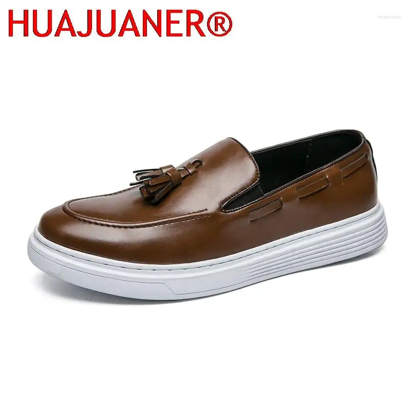 Casual Shoes Italy Classic Men's Fashion Leather Loafers Män Tassel Office Dress Driving Moccasins Bekväm festman