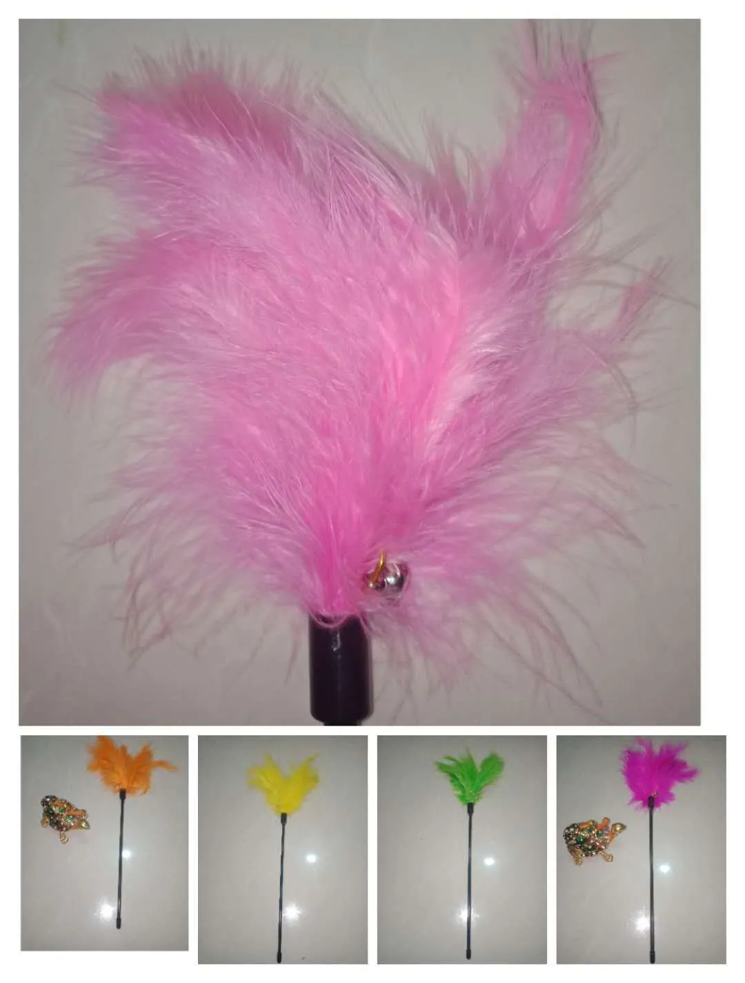 Fabryka Direct Feather Stick Pet Cat Toy Bell Kurczak z pióro kota z pióro Krótki kij kota hurtowa