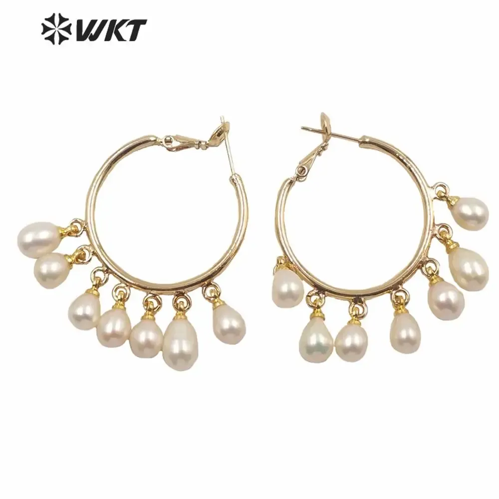 Boucles d'oreilles WTMPE031 Magnifiques boucles d'oreilles en perles blanches pour femmes, cerceau rond plaqué or, vraies perles, boucles d'oreilles charmantes pour femmes