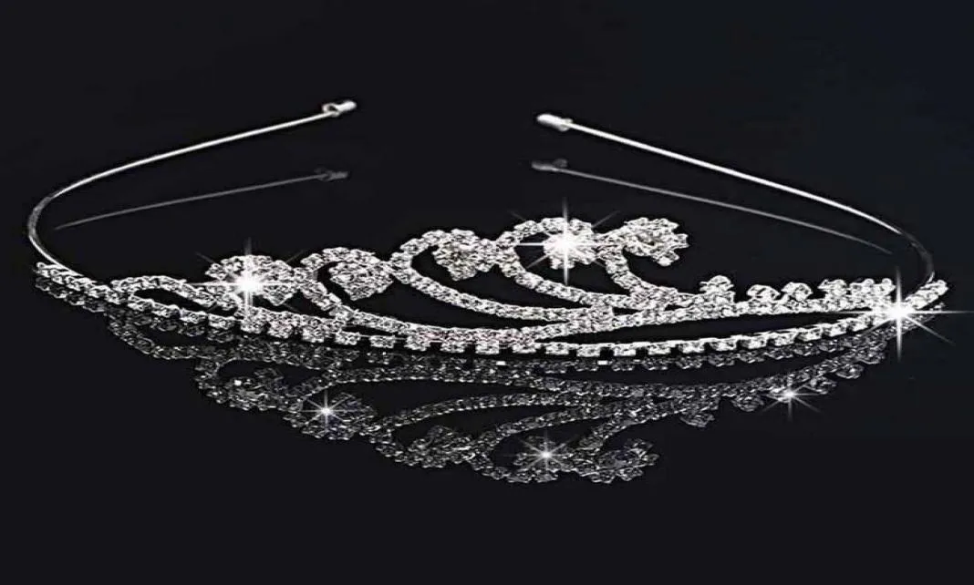 Handgemaakte schattige zilveren bruiloft bruids kristallen kroon tiara's sprankelende bruiloft verjaardag leuk cadeau bloemenmeisje 1173CM2662585