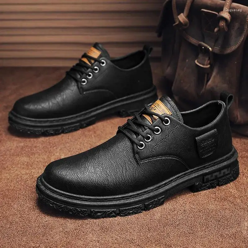 Scarpe eleganti Stilista per capelli Senso da uomo Stile britannico Abbigliamento formale da lavoro Uomo alla moda Traspirante Fondo morbido Alluce Casual Pelle