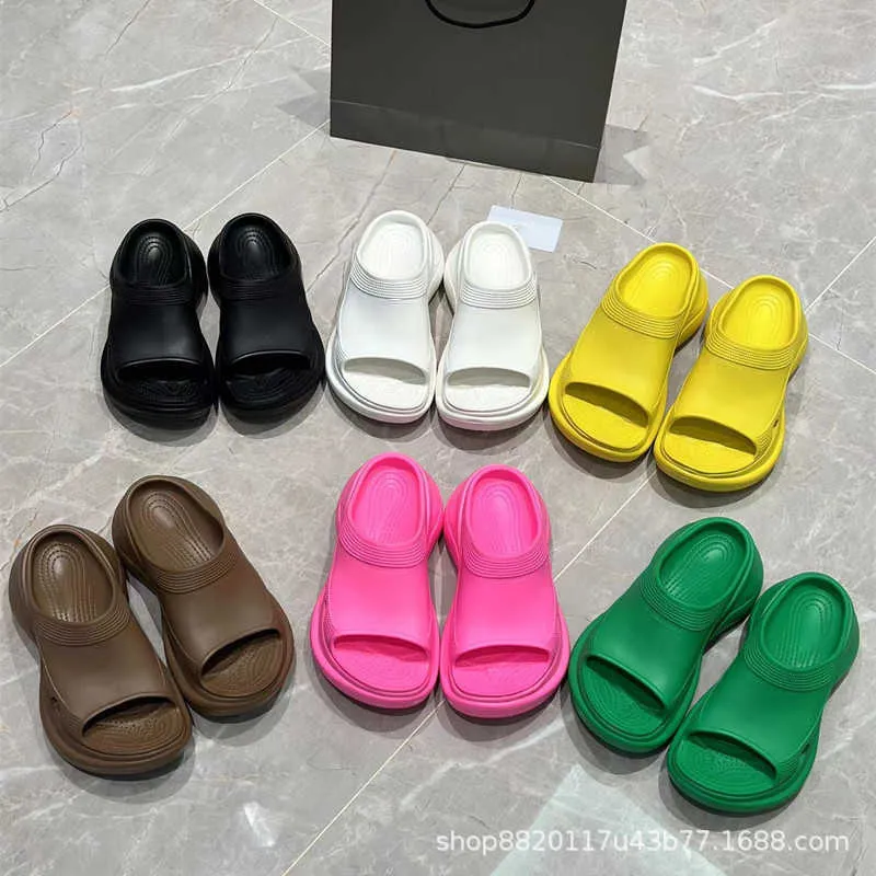 Designer shoes Paris Cave Anti slip Beach Thick Sole Large Matsu Shoes Cool Slippers Goods