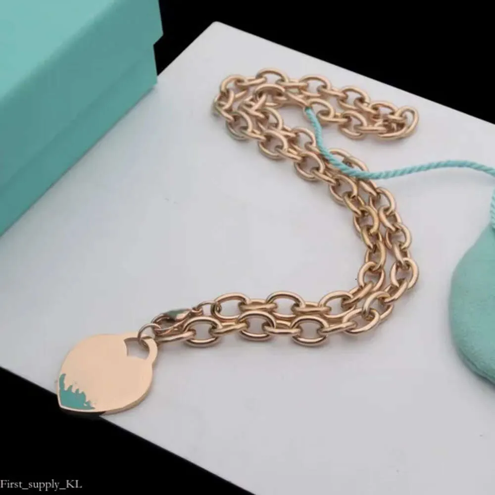 TiffanyBracelet Mujeres colgantes colgantes en forma de corazón Collar de joyas de joyería de moda de moda de lujo 4991