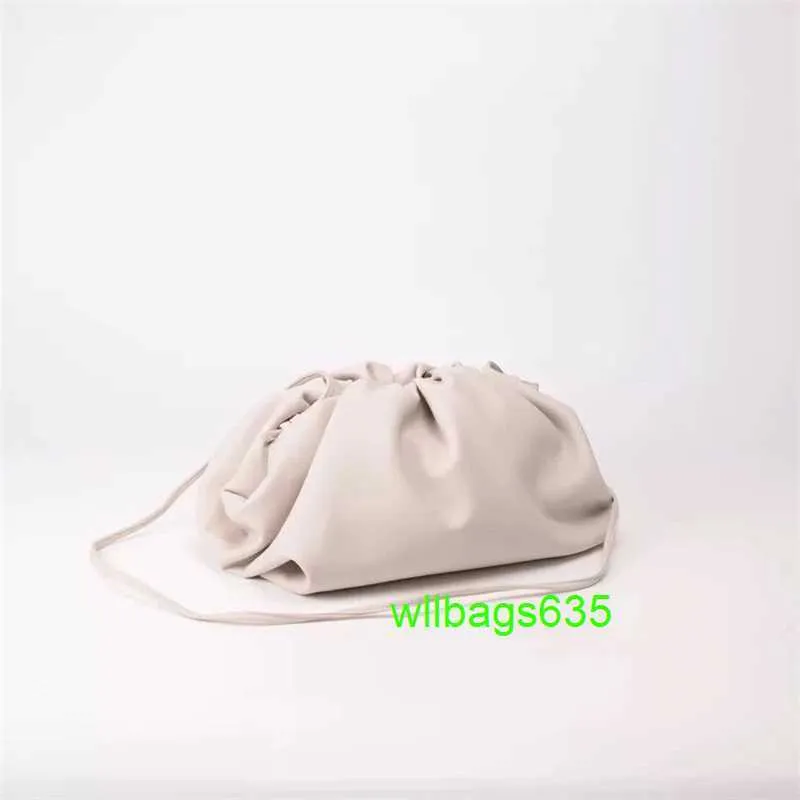 Bolsa bolsas de pano bottegveneta saco de luxo bolsa de couro de couro de luxo saco pequeno ck moda feminina bolsa 2024 Autumnwinter Redes vermelhos pequenas bolsas de malas têm logotipo hb64fx