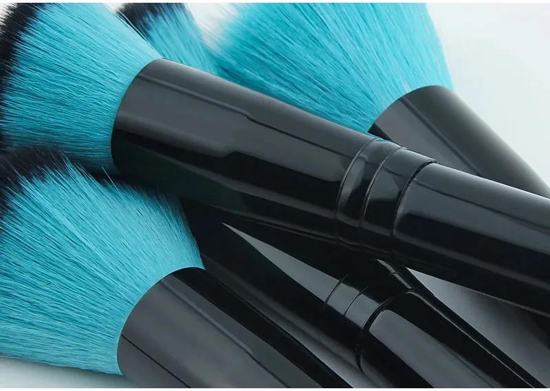 makeup brushes (4)