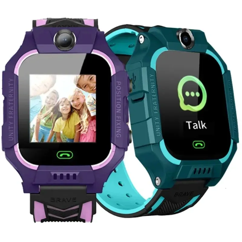 Barn Smart Watch Sim Card Smartwatch för barn SOS Ring telefonkamera röstchatt Po Boy Girl Gift Color Screen Q19 240326