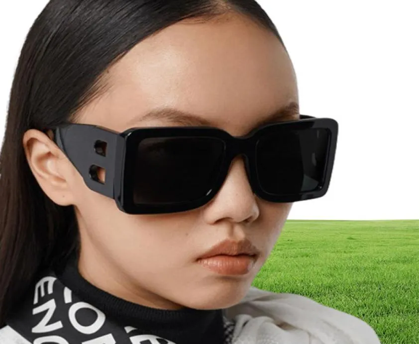 Винтажные квадратные солнцезащитные очки женщины пустое B Модные зеркало черные солнце