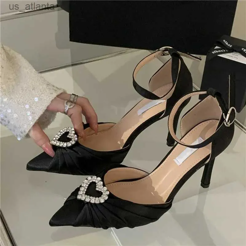 Платье обуви новая мода Stiletto Высокие каблуки Женщины накачают сандалии сексуальные пряжки для ремня вечеринки выпускной стрипперс мул самка h240403pymv