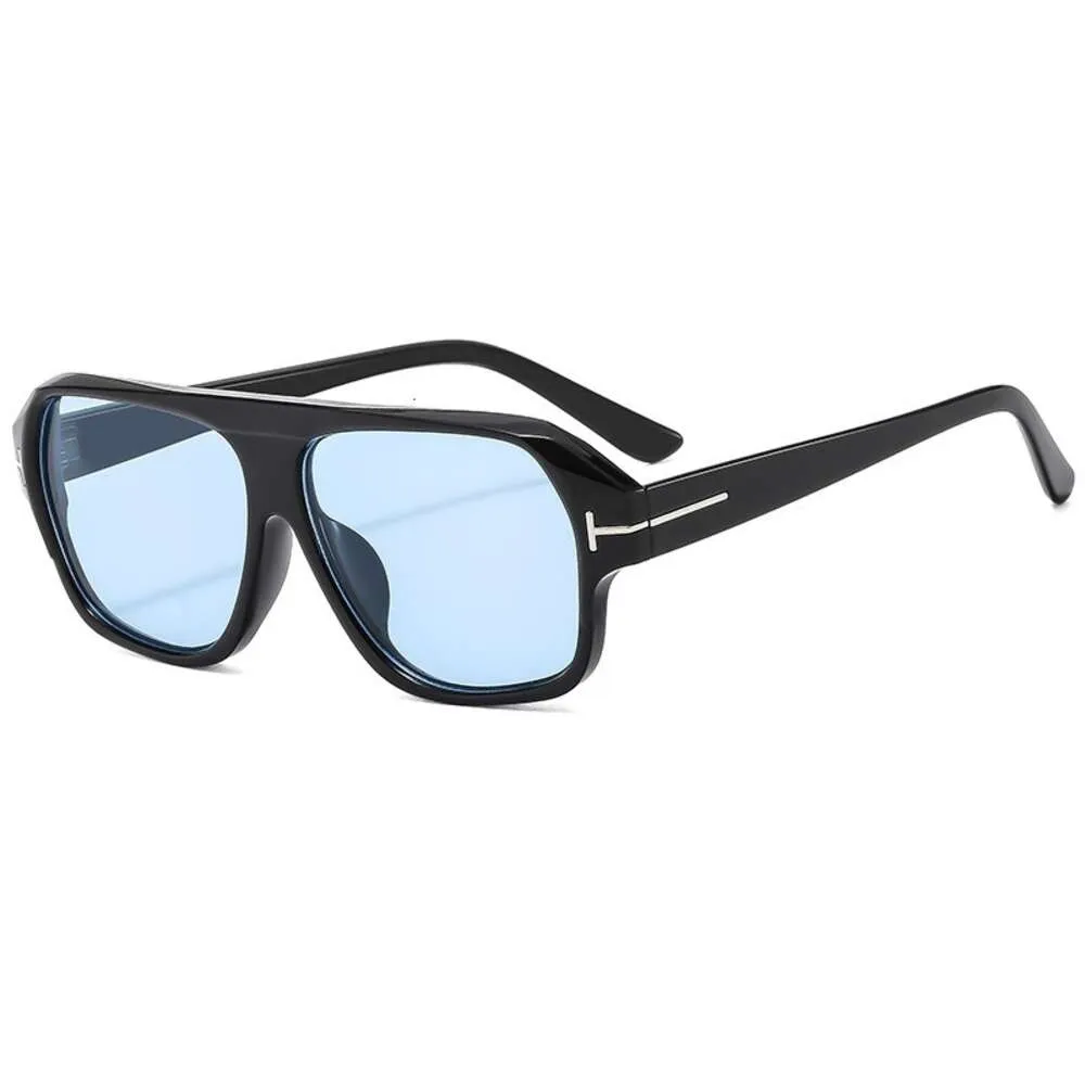 Lunettes de soleil Tom Letter for Men Women Designer Luxury New Fashion Classic Sunglasses Nouvelles lunettes de soleil à la mode en forme de T