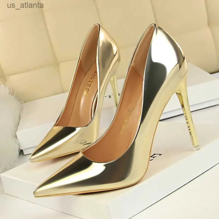 Dress Shoes Fashion Spring Autumn Women High Heels Slip On Patent Leather 7.5CM Thin Mature Modern Middle H240403AFKL