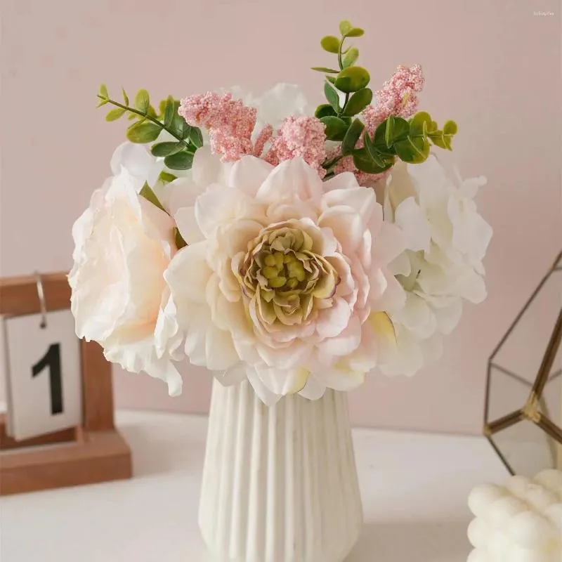 Flores decorativas Simulação Dahlia Flower Bouquet Fake Home Garden Wedding Decoração da sala de estar