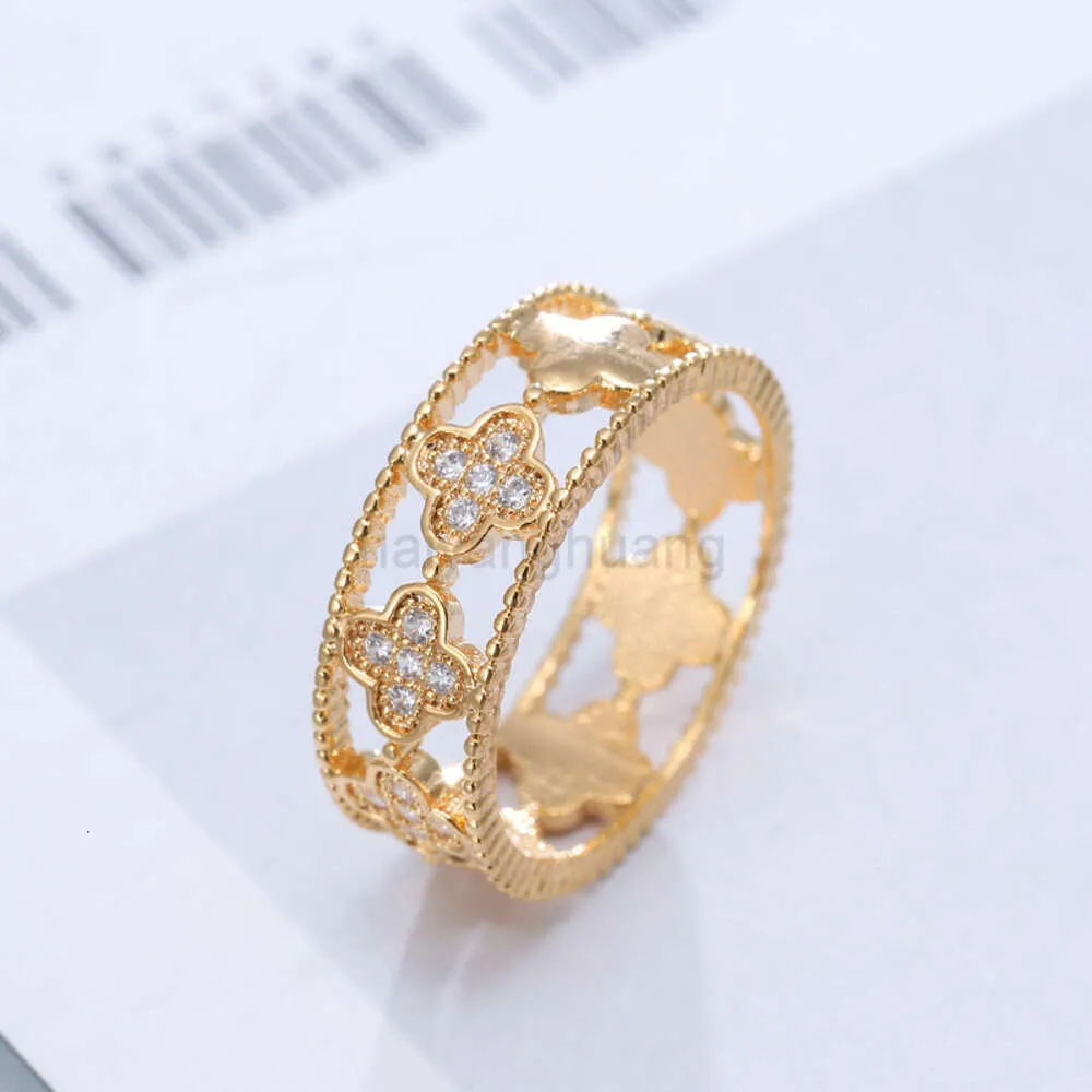 Pierścienie zespołowe cztery liście koniczyka pierścienia Kalejdoskop pierścienia dla kobiet złoto sier diamentowy pierścień paznokci pierścienia Walentynki Prezentacja biżuterii 2024 NOWOŚĆ