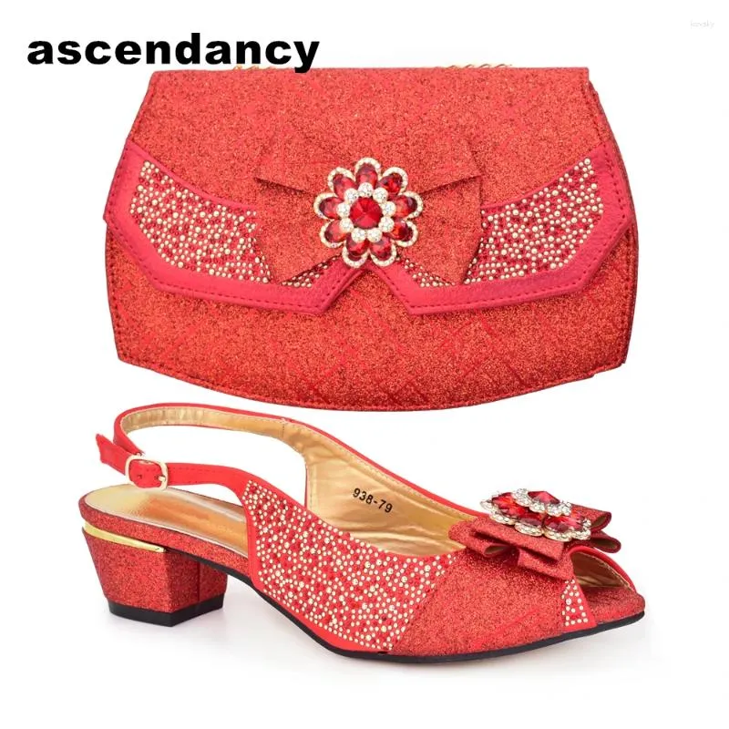 Vestido Sapatos Nigerianos para Party Crystal Decoration Style Women African With Bag Set Italian Design Ladies Combation