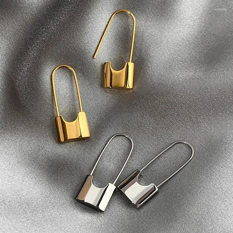 Boucles d'oreilles cerceaux Fashion Chic Lock Forme pour femmes Design simple conception accessoires hip hop