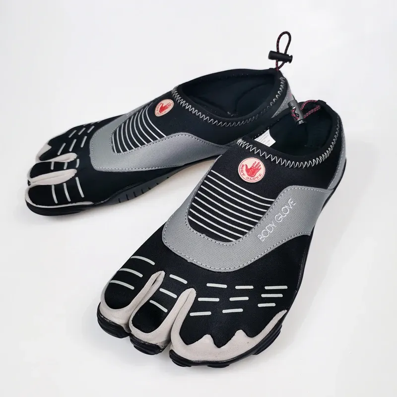 Boots Men's Swimming Water Shoes Barefoot Outdoor Beach Sandals Drifting Water Shoes Plus Size Nonslip River Sea Diving Sneakers