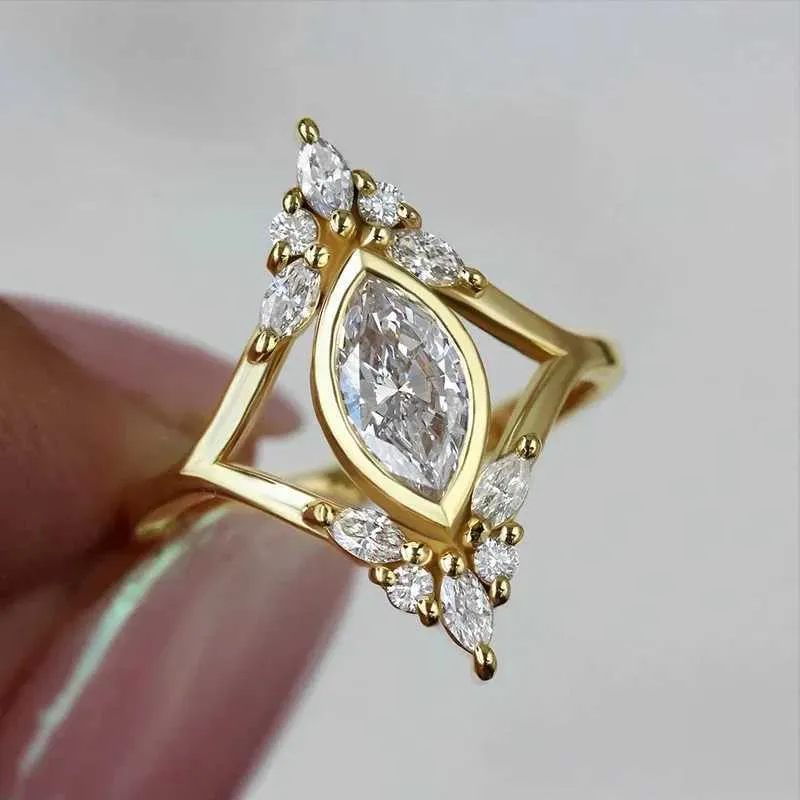 2pcs bagues de mariage Caoshi Rhombus Shape Ring Femme Magnifique bijoux de doigt de mode avec des accessoires de couleur en or zircone brillant pour le mariage