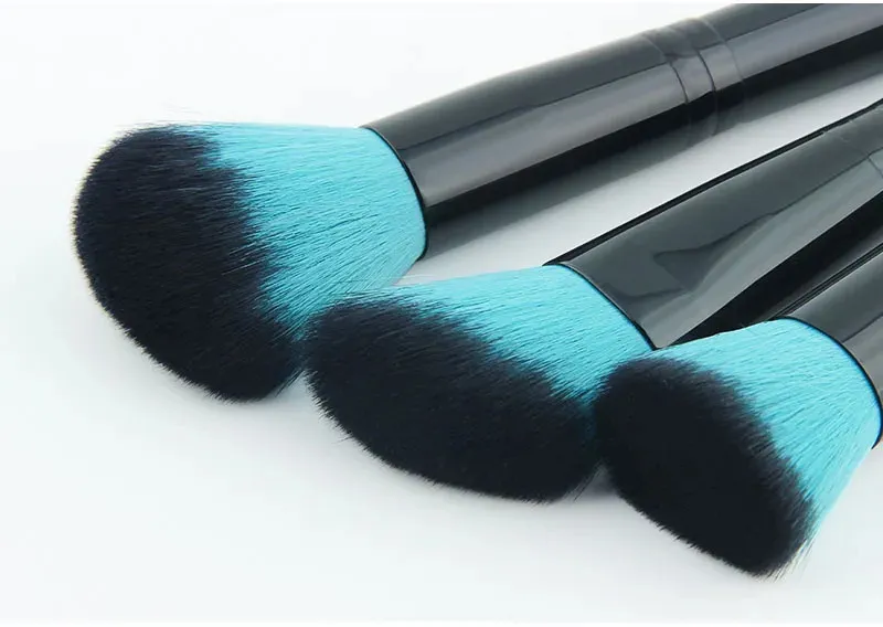 makeup brushes (3)