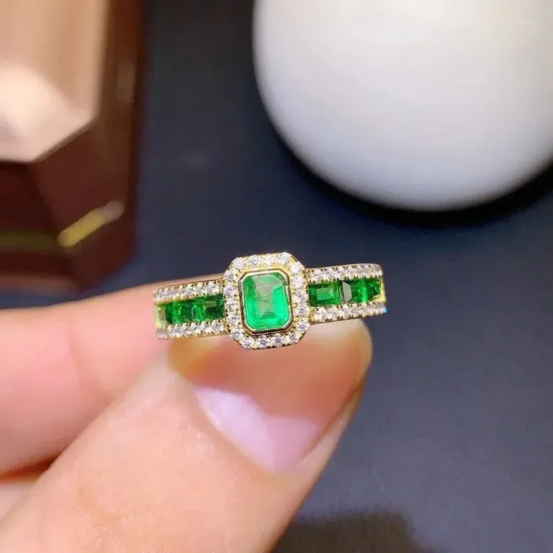 Anelli a grappolo 925 argento in colombiano colore del colore smeraldo per donne lussuoso diamante a diamante a diamante a fila a zircone quadrato Jewellry
