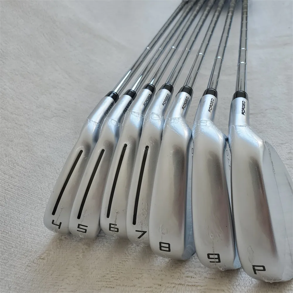 De 4e generatie 7PCSP770 Club Lange afstand P Golf Iron 7-70 Irons Golf Iron Set 4-9p R/S Flex stalen/grafietas met kopbedekking