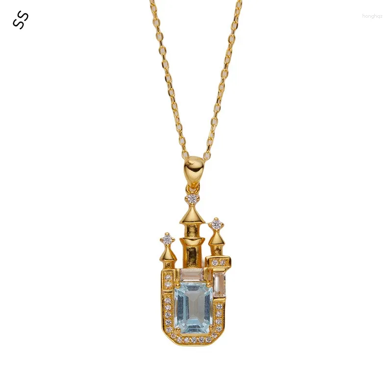 Pendanthalsband ädelsten CLAVICLE Kedja för manliga/kvinnliga smycken Tillbehör Metall inlagd naturlig Topaz Castle Character Necklace Fashion