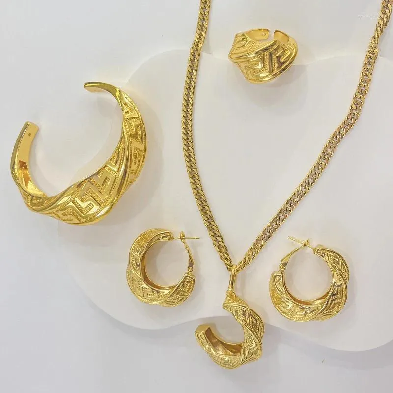 Necklace Earrings Set Luxury 4pcs 18K Gold Plated Jewelry For Women 2024 Trendy Dubai Copper Bracelet Ring Earring Wedding Party Gift