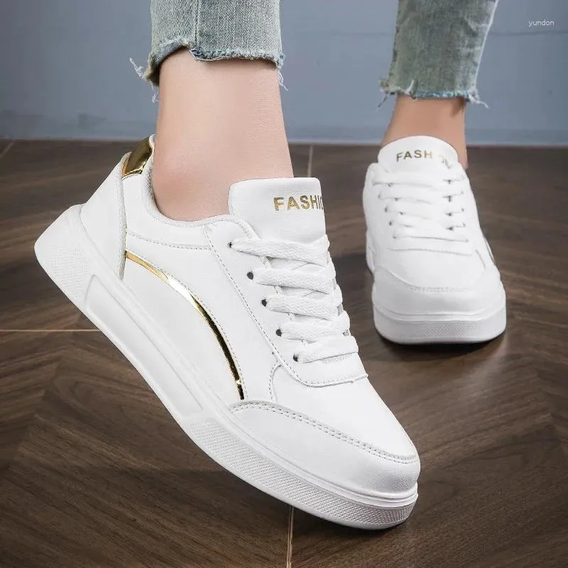 Casual schoenen Koreaanse versie van kleine witte damesmode Veelzijdige trend Sports Board Outdoor Comfortabel wandelen