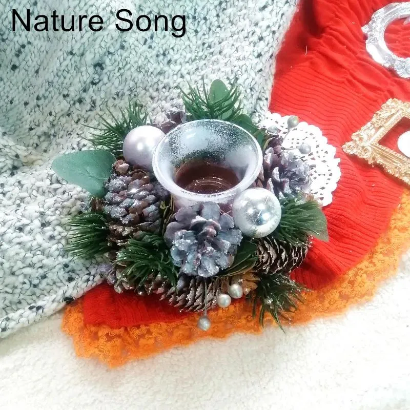 Ljushållare Jul White Pine Cones Festival Party Tablett Dekor Candle Holder Winter Table Center