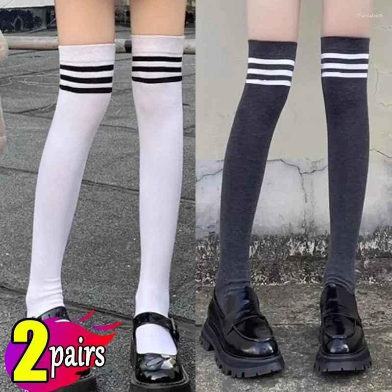 Kobiet Socks College Black White Striped Długość na seksowne na kolanach uda wysoko pończochy ciepłe rurkę