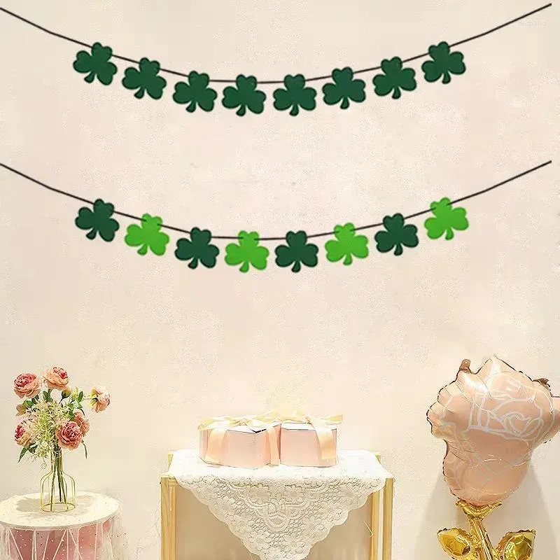 Dekoracja imprezowa St. Patrick's Carnival Irish Festival Flag Flag Puling Clover Fel Fent Flower
