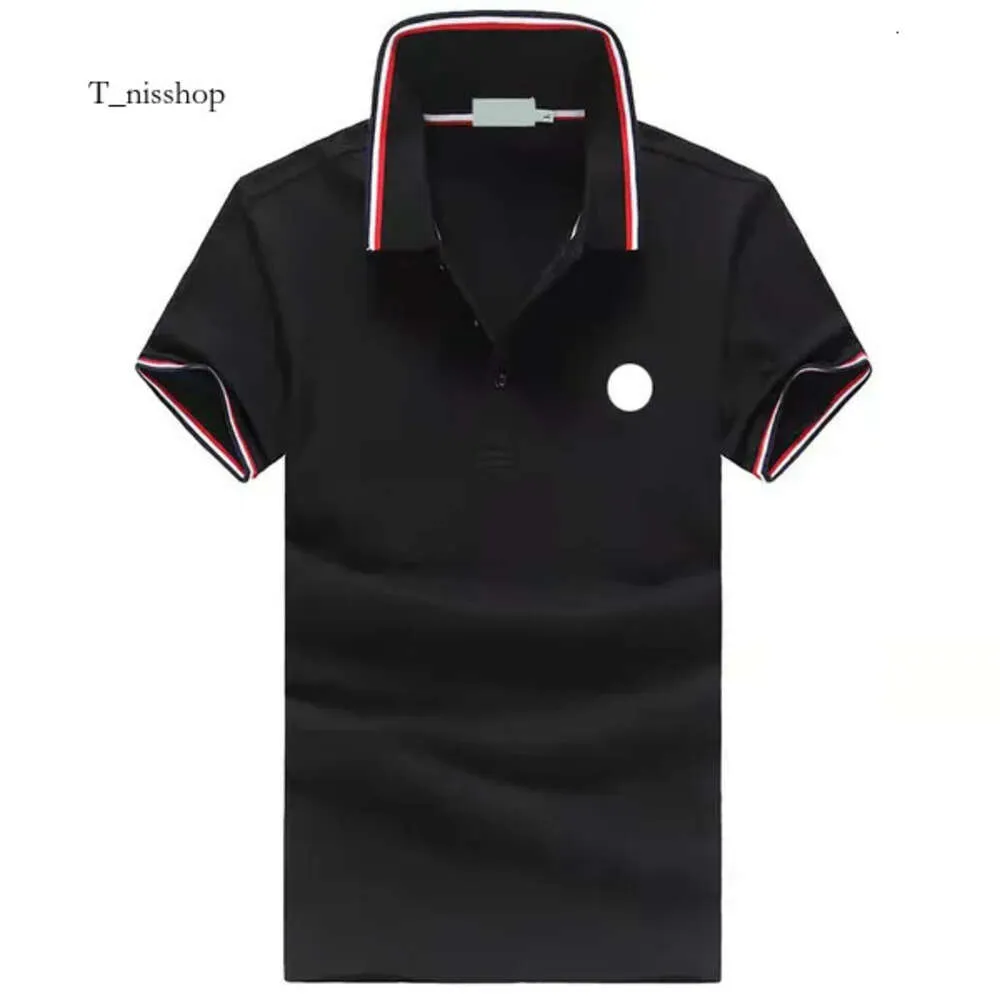 Designer Mens Basic Business T-shirt Fashion France Marque T-shirts pour hommes Badges de lettre de brassard brodés Badges Polo Short 894
