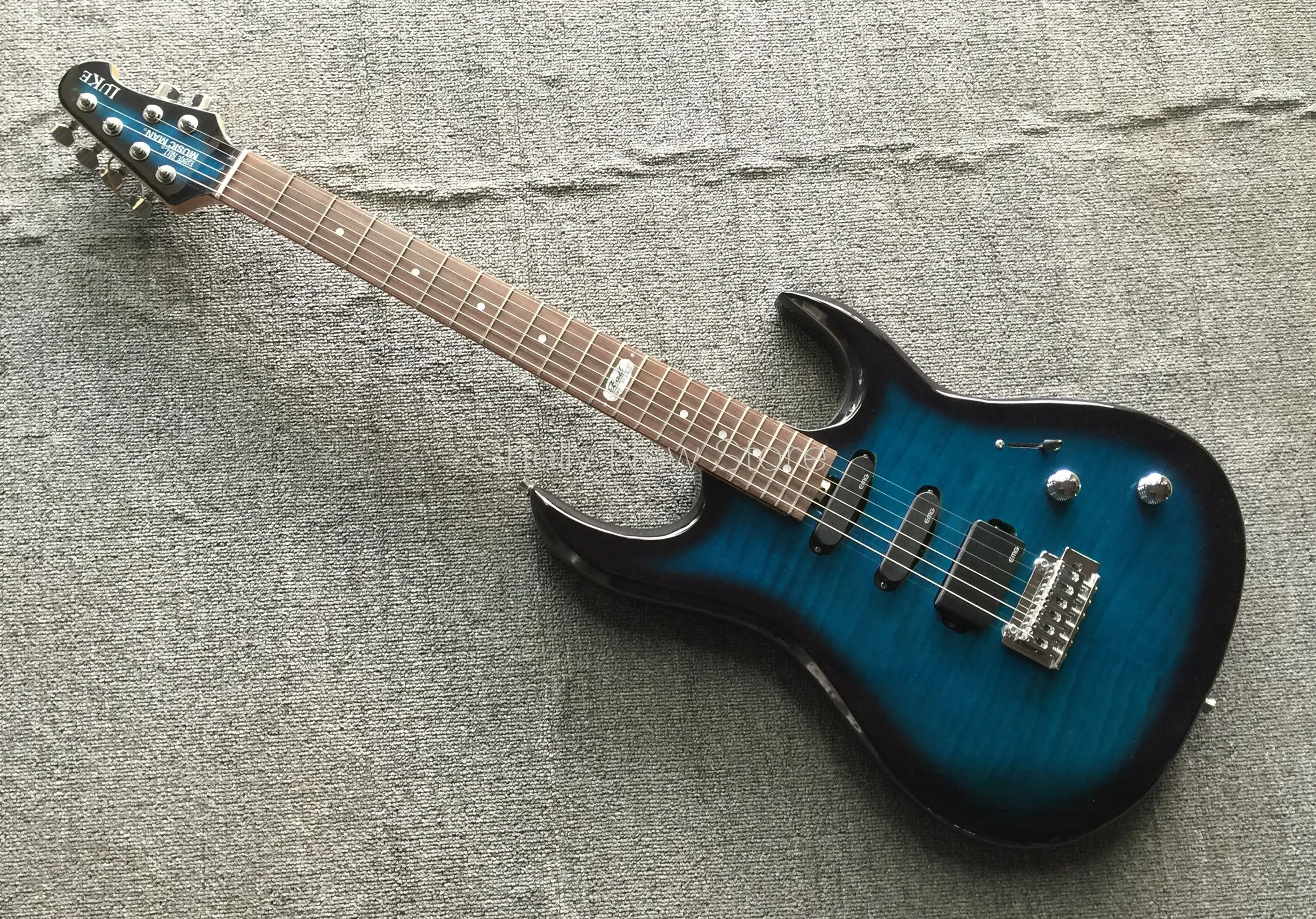Chitarra Shelly nuovo negozio di fabbrica personalizzato blu musicista Luke 3 pickup sintonizzatore con bloccaggio batteria 9v negozio di strumenti musicali per chitarra elettrica
