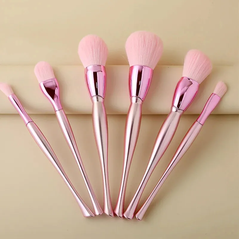 10Pcs Pink Makeup Brushes Set Soft Fluffy Cosmetic Powder Brush Eye Shadow Highlighter Foundation Blush Women Beauty Tool 240403